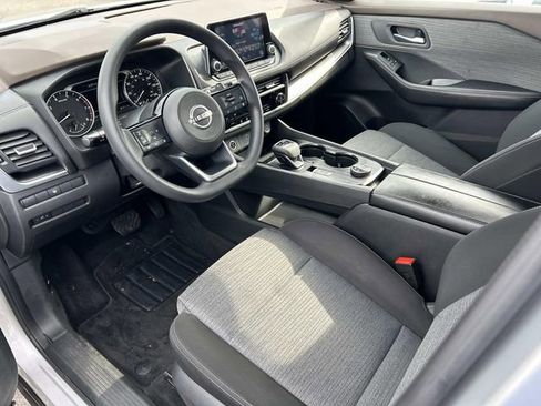Used 2023 Nissan Rogue SV image 14