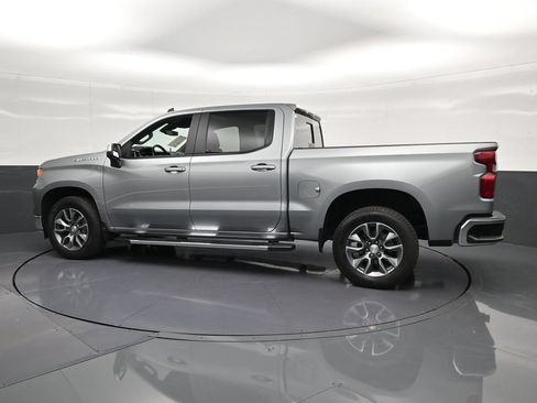 Used 2025 Chevrolet Silverado 1500 LT w/ Safety Package RWD image 8