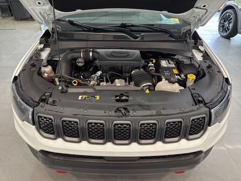 Used 2024 Jeep Compass Trailhawk AWD/4WD image 55