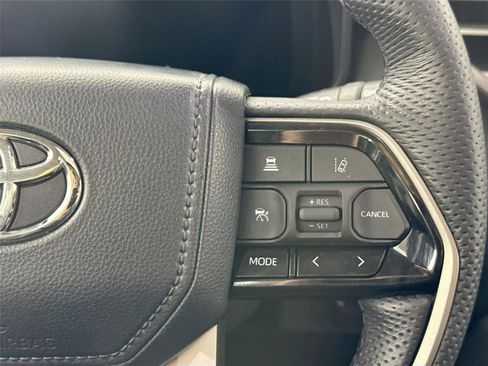 Certified 2024 Toyota Sequoia Limited image 20