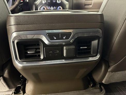 Used 2023 GMC Sierra 2500 Denali image 44