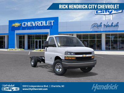 New 2025 Chevrolet Express 3500 w/ Power Convenience Package
