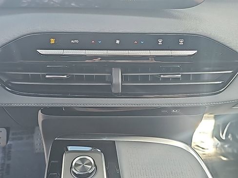 New 2026 Buick Enclave Sport Touring w/ Power Package image 29