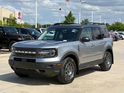 Used 2021 Ford Bronco Sport Badlands w/ Badlands Package AWD/4WD image 8