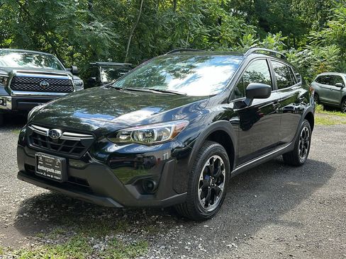 Used 2023 Subaru Crosstrek 2.0i image 7