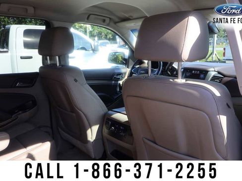 Used 2015 Chevrolet Suburban LT w/ Luxury Package RWD image 30