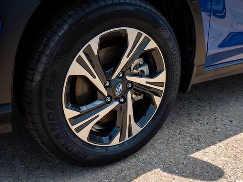 Certified 2025 Subaru Crosstrek 2.5i Premium AWD/4WD image 31