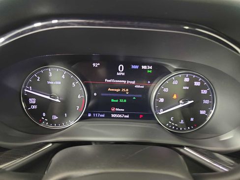 Used 2023 Buick Envision Essence image 10