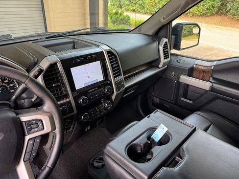 Used 2019 Ford F150 Lariat w/ Trailer Tow Package AWD/4WD image 21