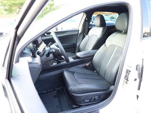 Used 2022 Kia K5 GT-Line w/ GT-Line FWD Premium Package image 8