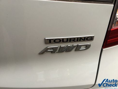 Used 2021 Honda Pilot Touring image 16