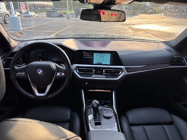 Used 2019 BMW 330i xDrive Sedan w/ Driving Assistance Package AWD/4WD image 25