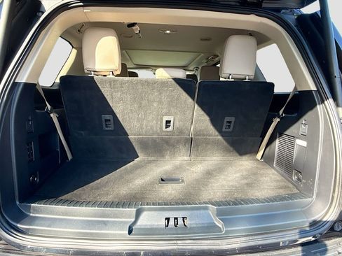 Used 2022 Ford Expedition Limited AWD/4WD image 30