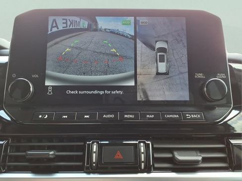 Used 2023 Nissan Pathfinder SL w/ SL Premium Package AWD/4WD image 19