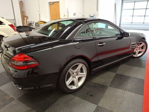 Used 2008 Mercedes-Benz SL 55 AMG image 11