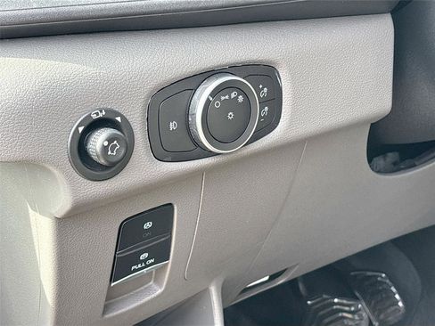 Used 2023 Ford Transit 350 XLT image 10