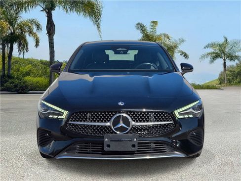 Used 2025 Mercedes-Benz CLA 250 4MATIC image 3