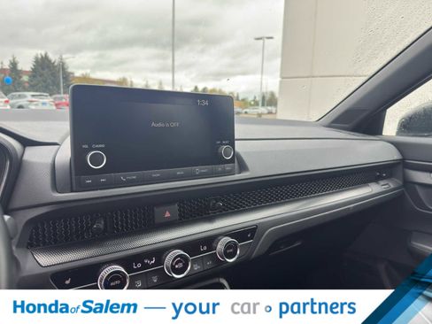 Used 2024 Honda CR-V Sport image 16