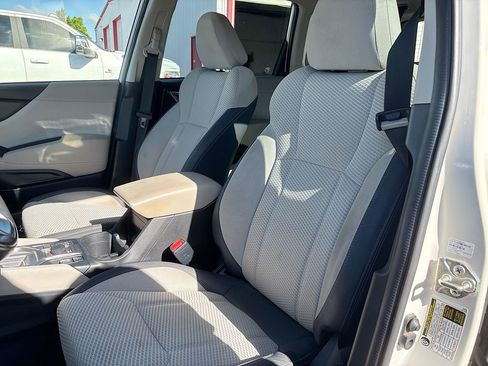 Used 2021 Subaru Forester Premium AWD/4WD image 20
