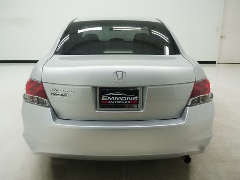 Used 2009 Honda Accord LX image 5