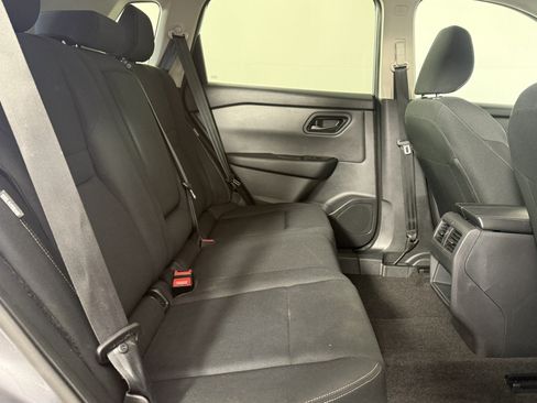 Used 2024 Nissan Rogue S AWD/4WD image 13
