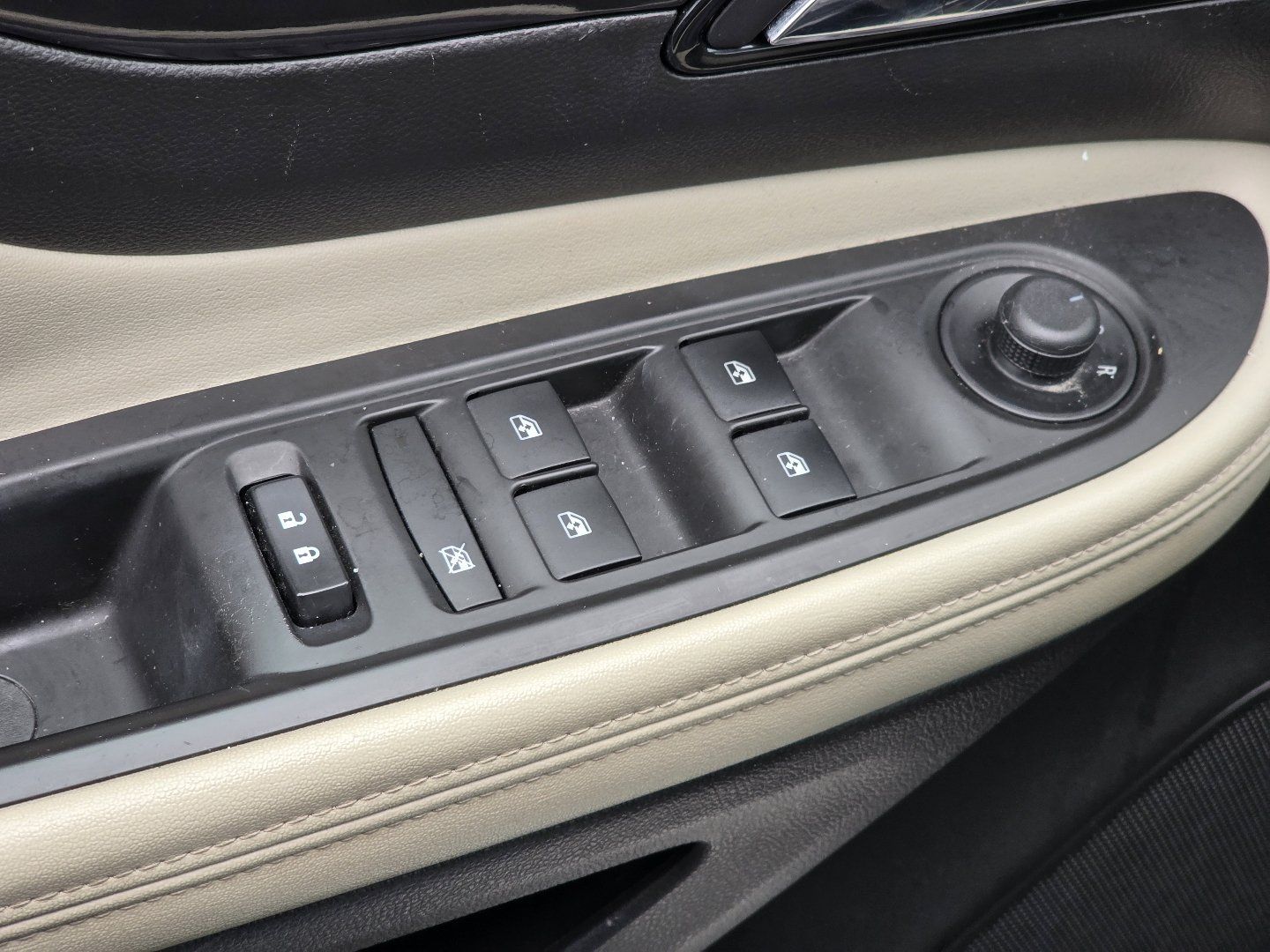 Used 2018 Buick Encore Preferred FWD image 20