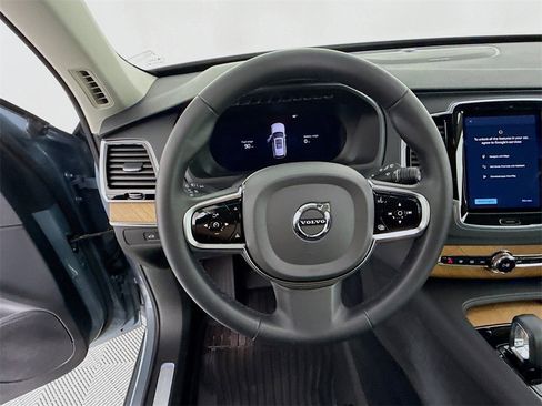 Used 2023 Volvo XC90 T8 Plus w/ Protection Package Premier image 12