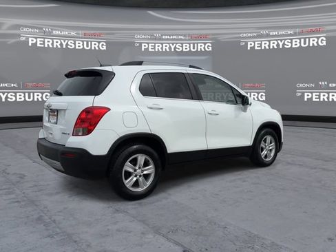 Used 2016 Chevrolet Trax LT w/ LT Convenience Package FWD image 8