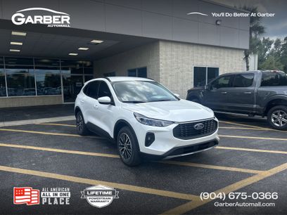New 2025 Ford Escape SE