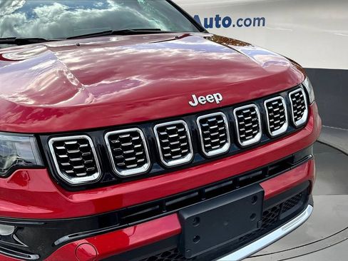 Used 2025 Jeep Compass Limited AWD/4WD image 35