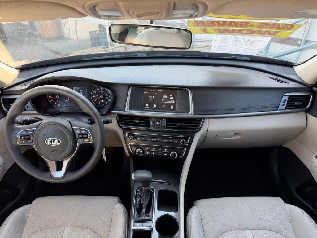 Used 2018 Kia Optima LX FWD image 24