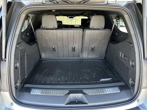 New 2026 GMC Yukon XL AT4 w/ AT4 Premium Plus Package AWD/4WD image 33