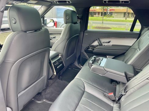 Certified 2025 Land Rover Range Rover Sport AWD/4WD image 30