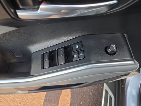 Used 2022 Toyota Highlander XLE image 30