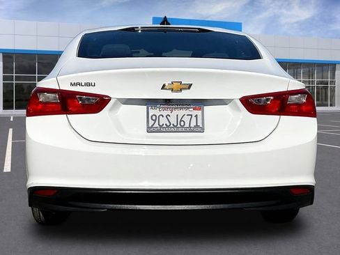 Certified 2022 Chevrolet Malibu LS FWD image 6