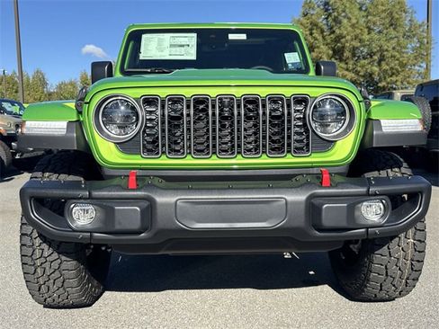 New 2025 Jeep Gladiator Rubicon image 14