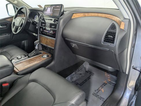Used 2022 Nissan Armada SL image 26