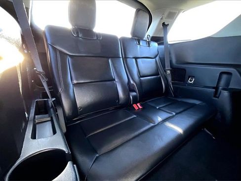 Used 2023 Ford Explorer Limited image 25