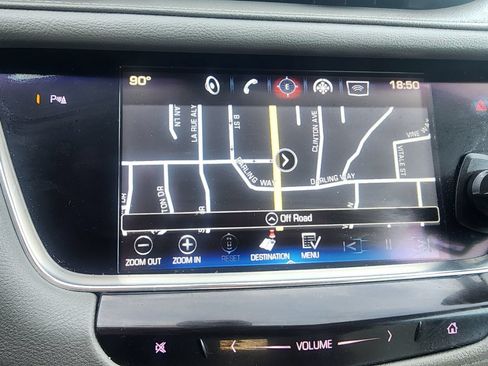 Used 2017 Cadillac XT5 Luxury w/ Driver Awareness Package FWD image 20