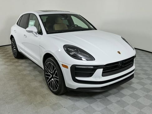 New 2025 Porsche Macan image 26