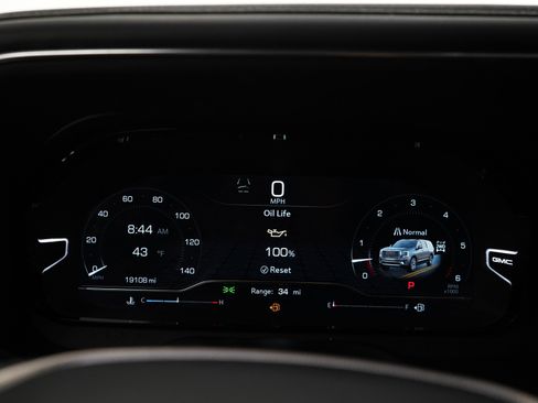 Used 2024 GMC Yukon XL Denali w/ Max Trailering Package AWD/4WD image 29