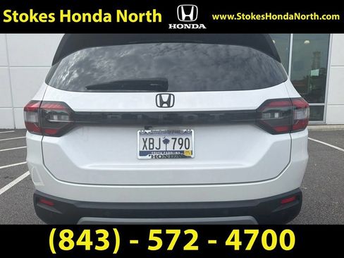Certified 2025 Honda Pilot EX-L image 6