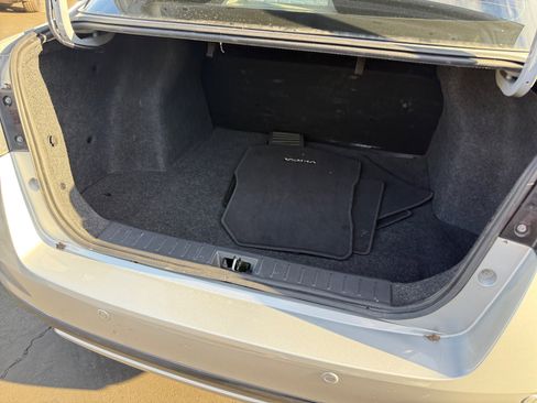 Used 2023 Nissan Versa S w/ Trunk Package image 20