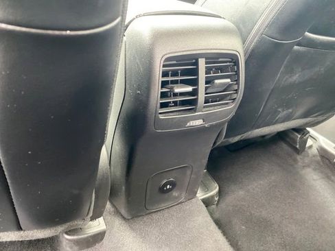 Used 2023 Ford Escape Platinum AWD/4WD image 18