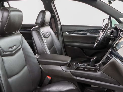 Used 2023 Cadillac XT6 Premium Luxury AWD/4WD image 28