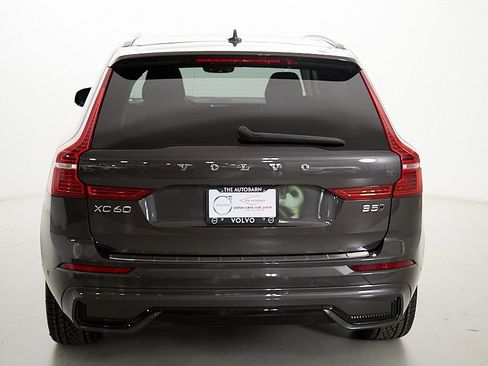 Certified 2023 Volvo XC60 B5 Plus w/ Protection Package Premier AWD/4WD image 8