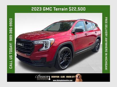 Used 2023 GMC Terrain SLE w/ Driver Convenience Package