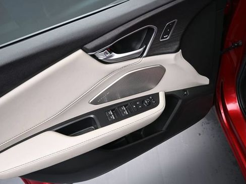 Used 2025 Acura RDX SH-AWD w/ Advance Package image 16