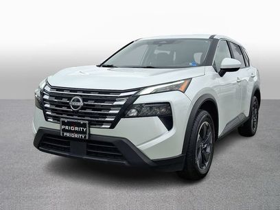 Used 2024 Nissan Rogue SV
