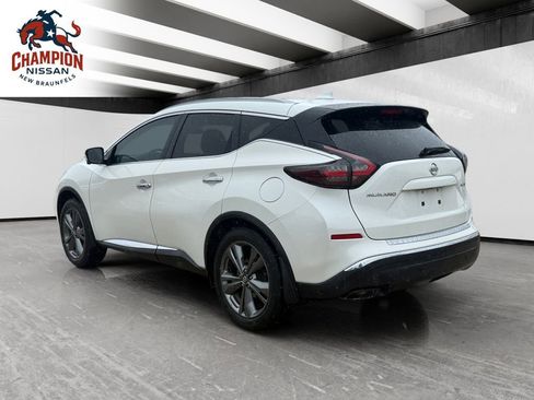 Used 2020 Nissan Murano Platinum w/ Cargo Package FWD image 3